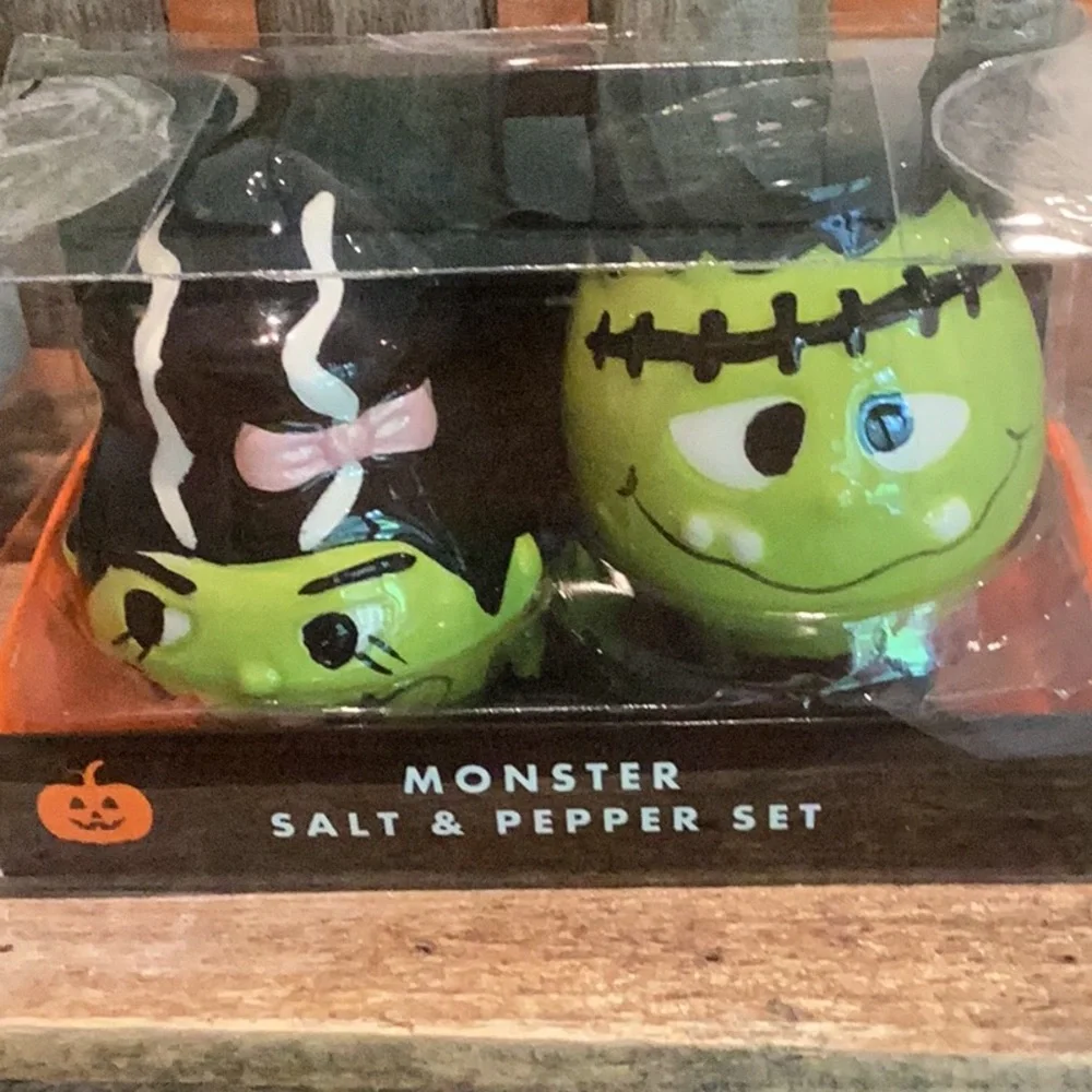 Halloween Monster Salt & Pepper Shaker Set